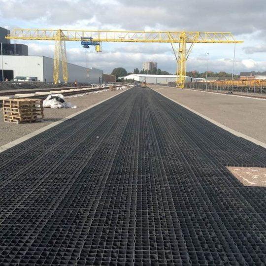 Strong Paving Panels for Construction